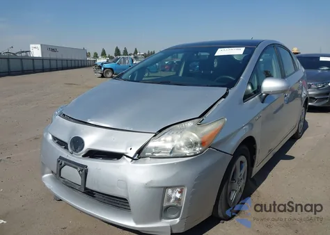 2010 Toyota Prius Iii z USA, uszkodzony, nr VIN JTDKN3DU4A0214886